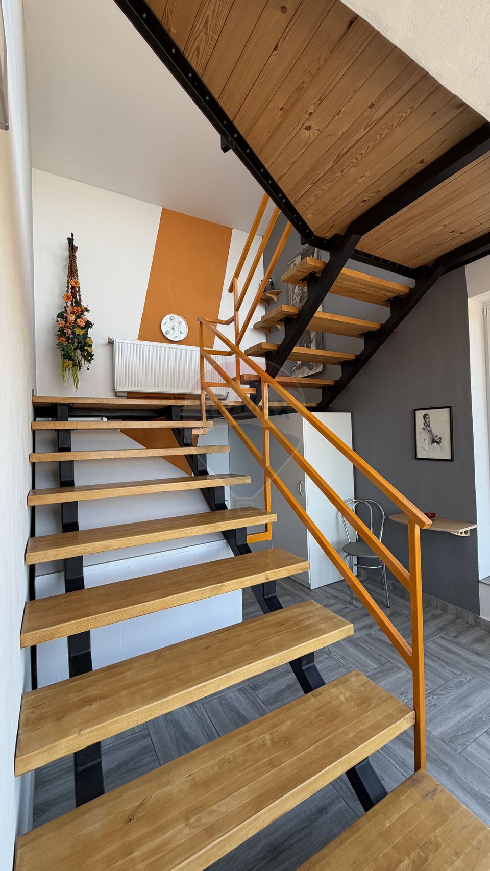 Casă cu vedere spectaculoasă - pentru locuit sau investiție turistică