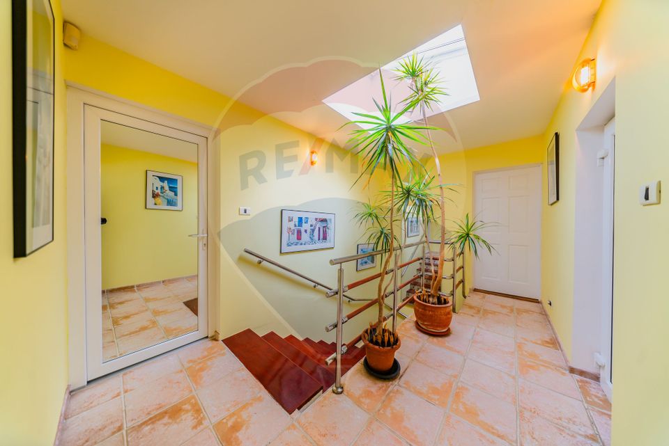 4 room House / Villa for sale, Subcetate area