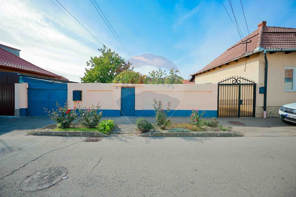 Casă cu 2 camere de vânzare în zona Ioșia Strada Arțarilor