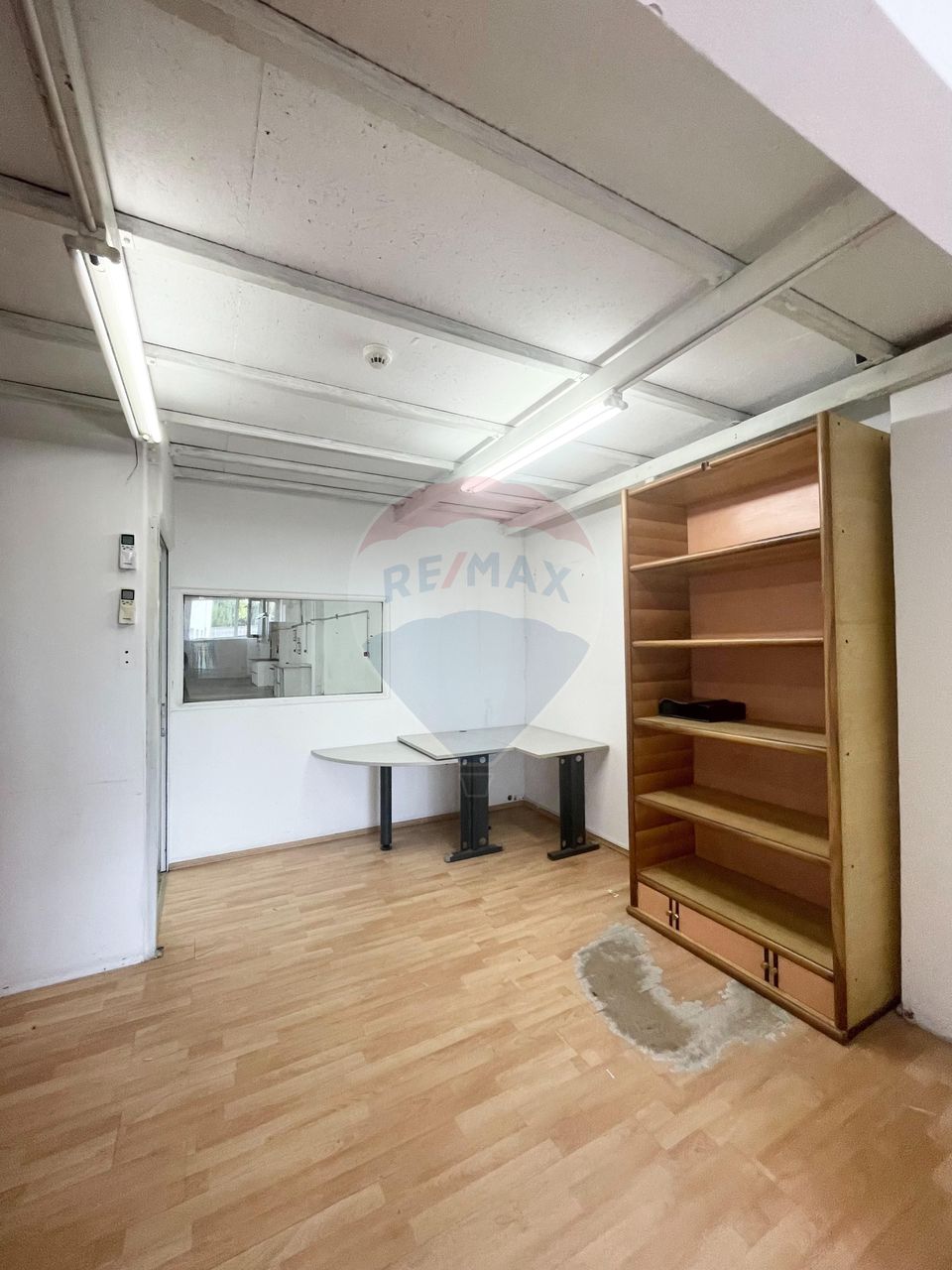 431.2sq.m Industrial Space for rent, UTA area