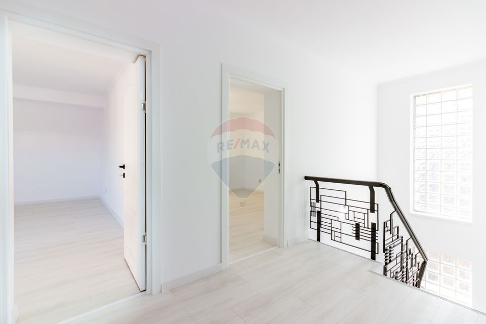 Casă / Vilă de vanzare in Buftea, centru