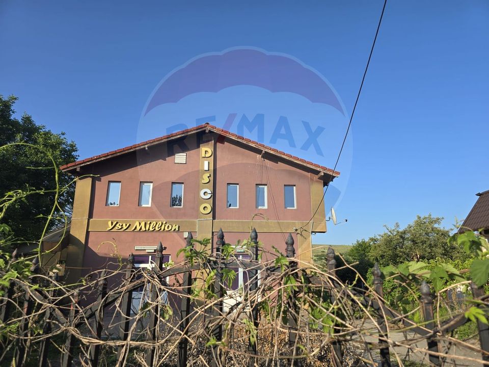 497sq.m Commercial Space for sale