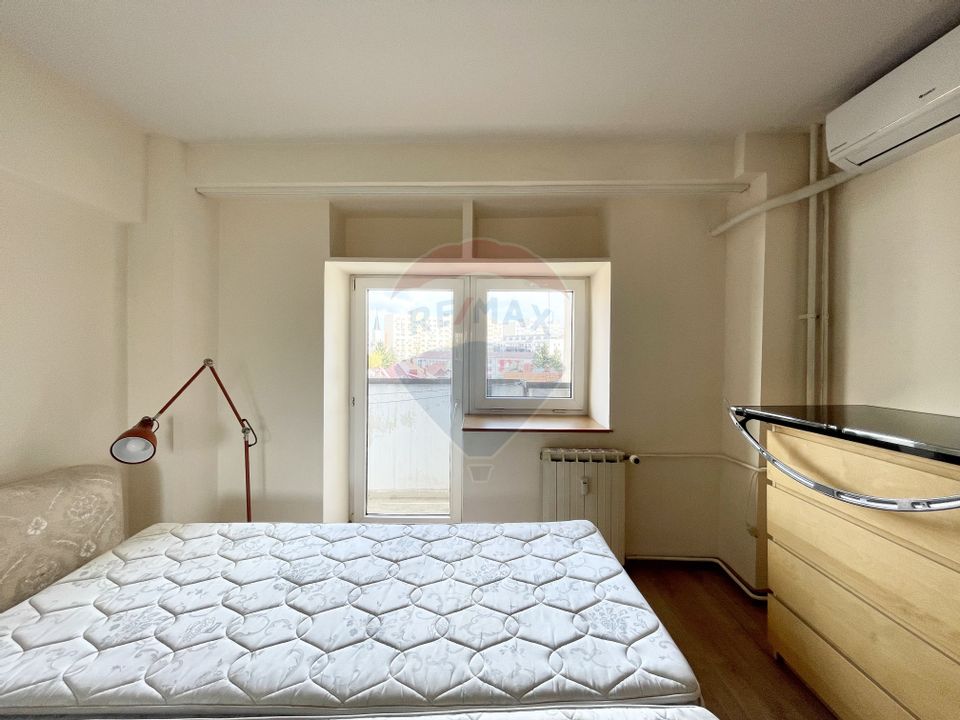 4 room Apartment for rent, Decebal area