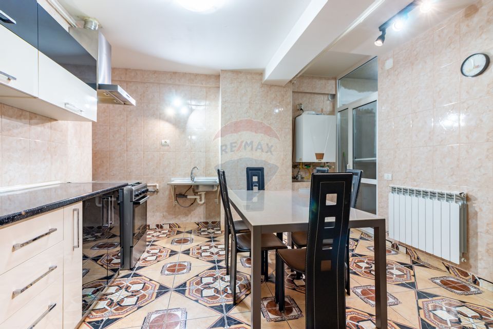 3 room Apartment for sale, Unirii area