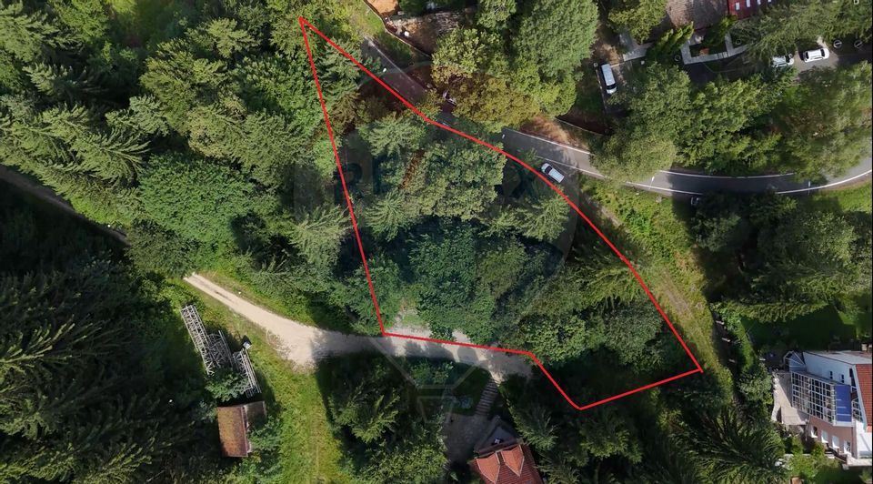 Land 2,000sqm Poiana Brasov / Strada Valea Cheii