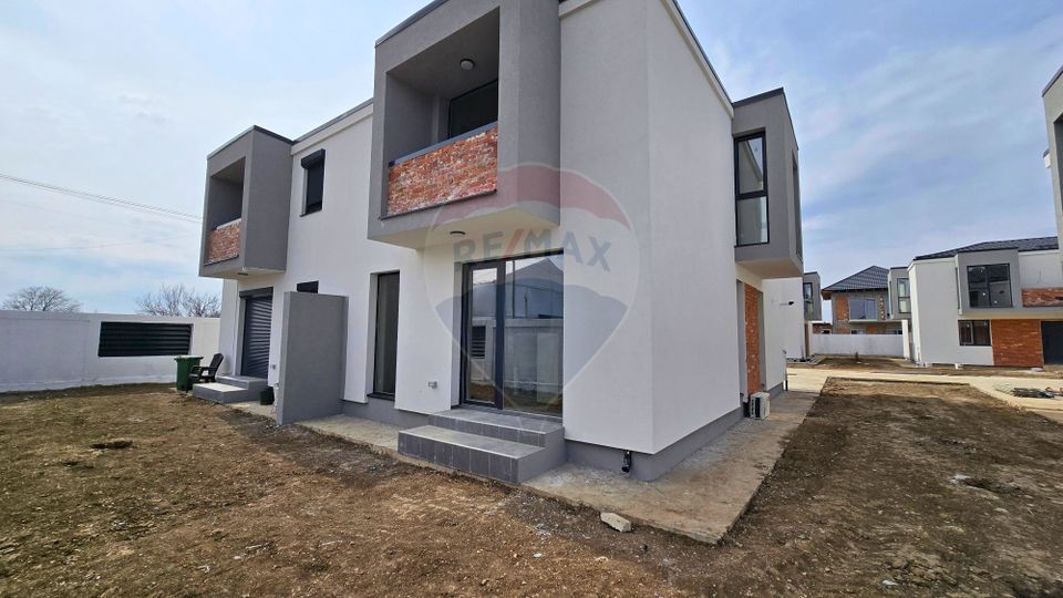 DE VANZARE casă nouă Tunari – 4 camere  Ansamblu privat !!!