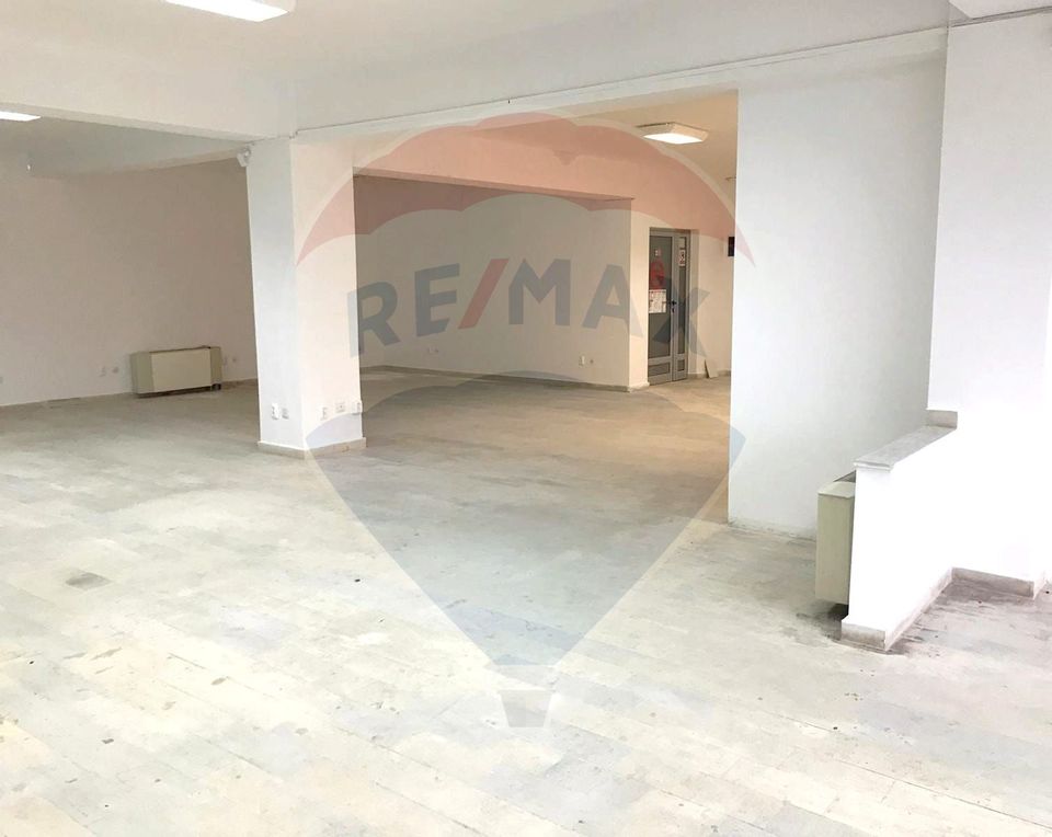 270sq.m Office Space for rent, Central area
