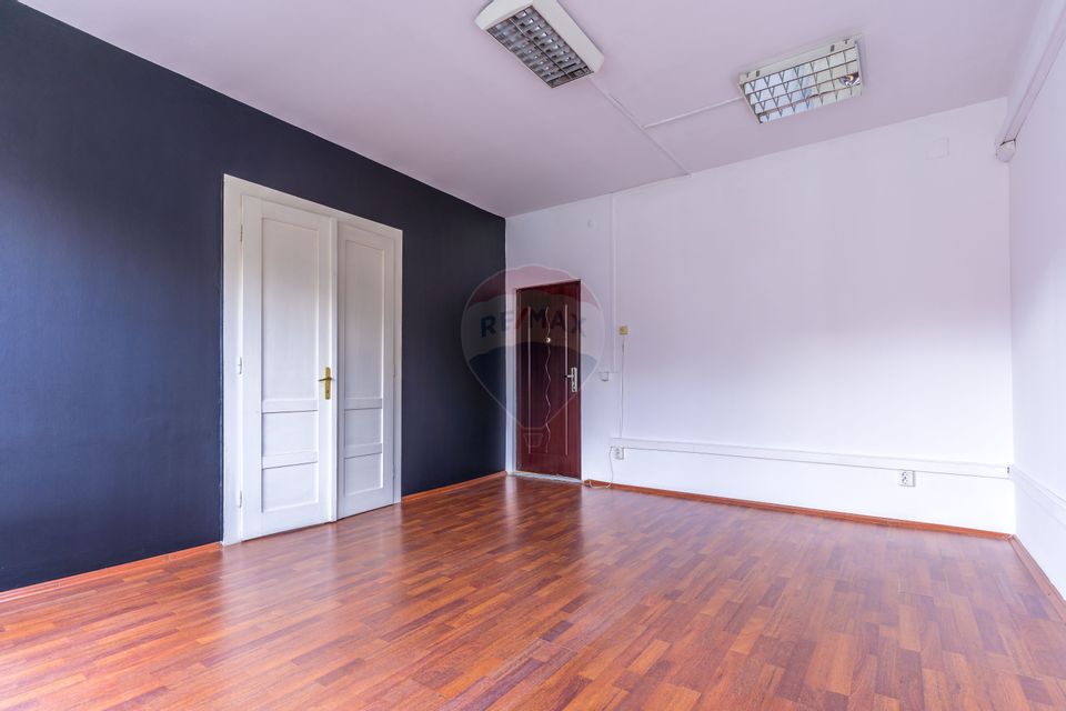 84.4sq.m Office Space for rent, Semicentral area