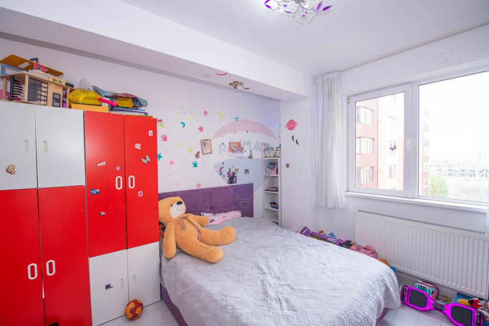 Apartament 69 mpu, cu 3 camere, de vanzare,  zona  Militari