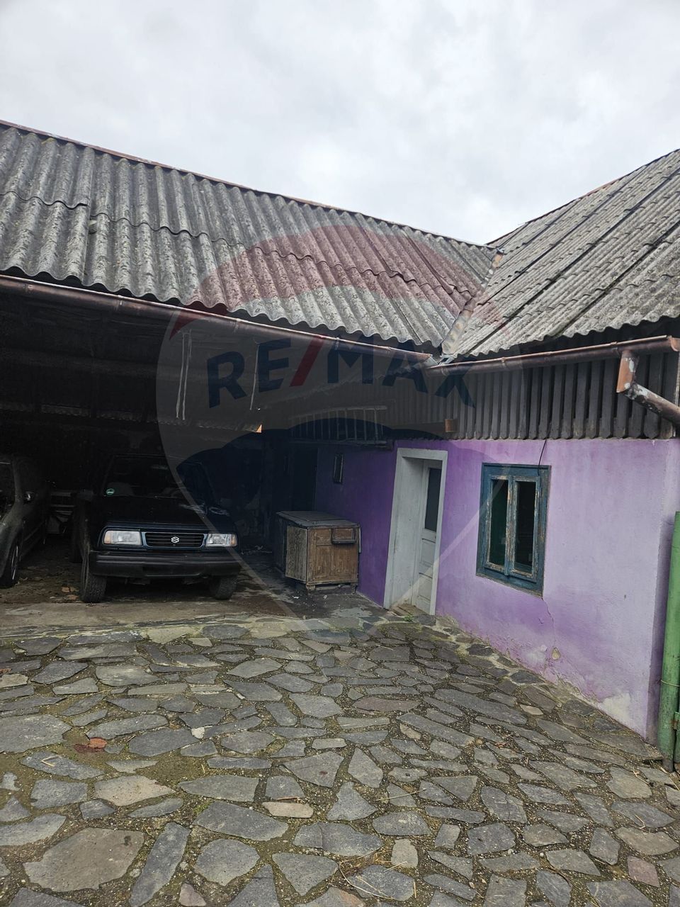 Casă / Vilă cu 4 camere de vânzare