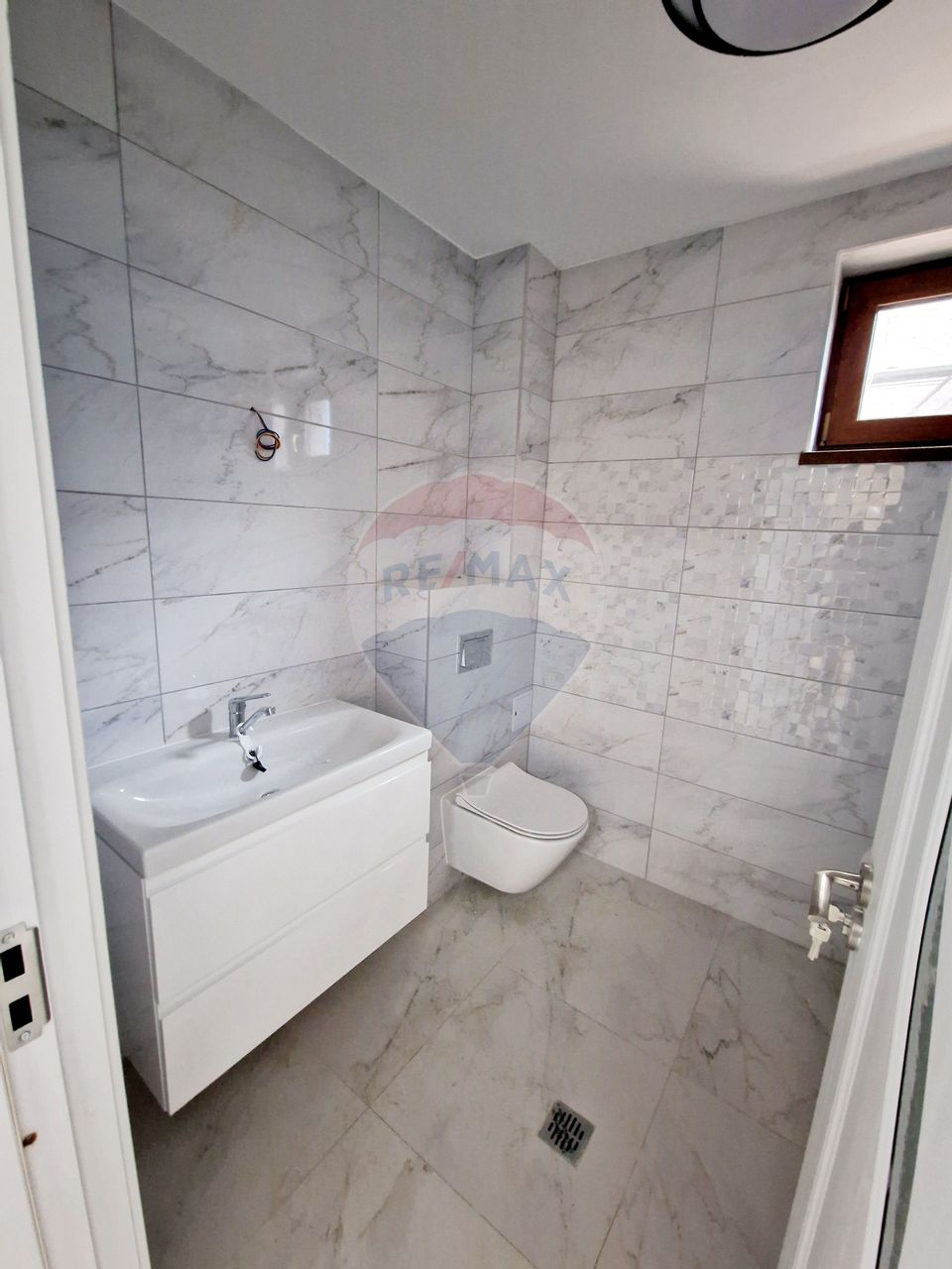 Apartament cu 2 camere de vânzare în Cartierul Tei C3