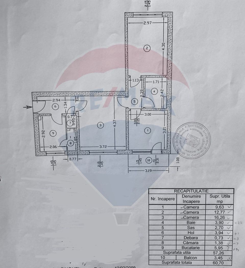 Apartament cu 3 camere de vânzare în zona Basarab