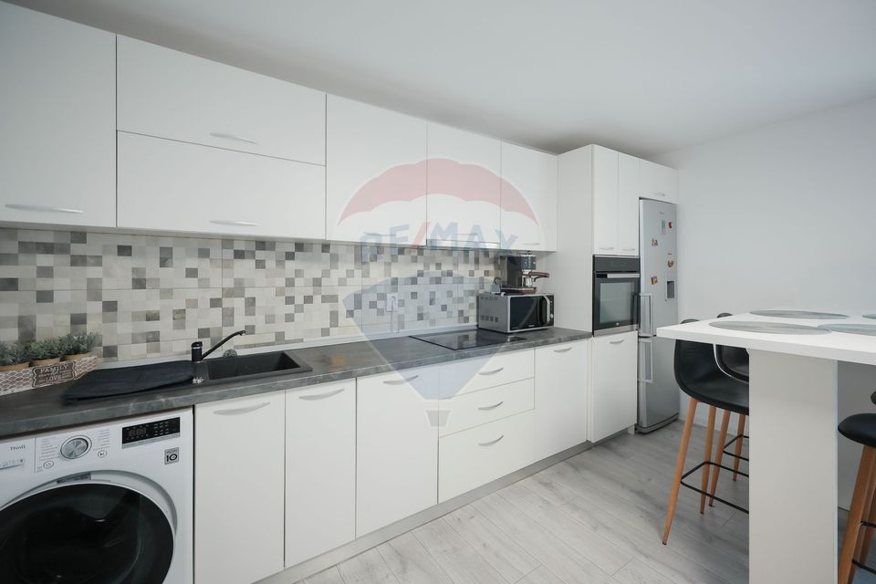 8 room House / Villa for sale, Iosia area