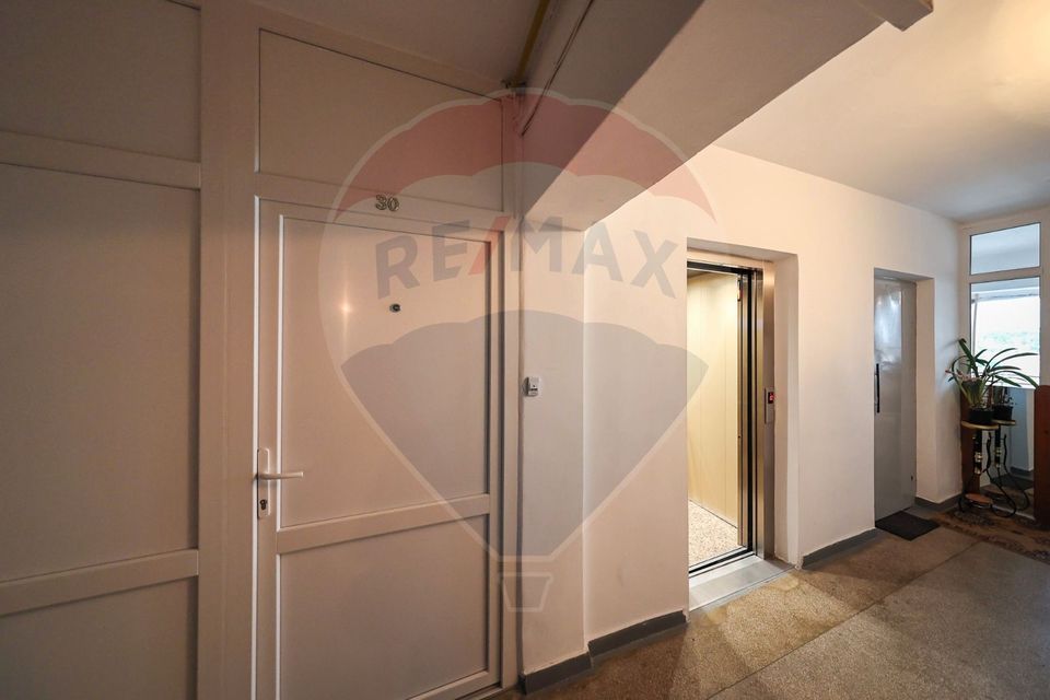 4 room Apartment for sale, Ultracentral area