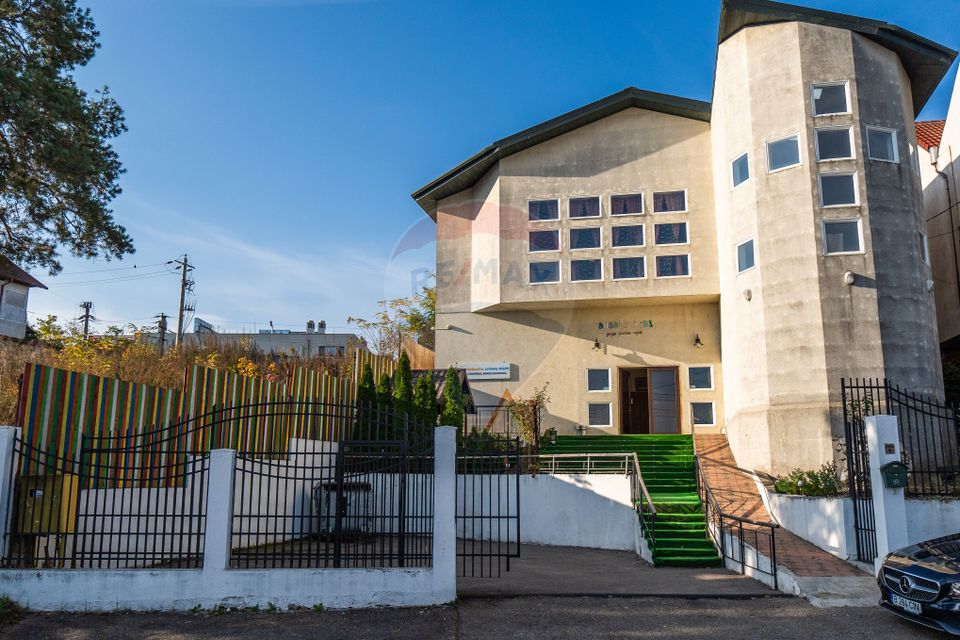 350sq.m Commercial Space for rent, Gavana area