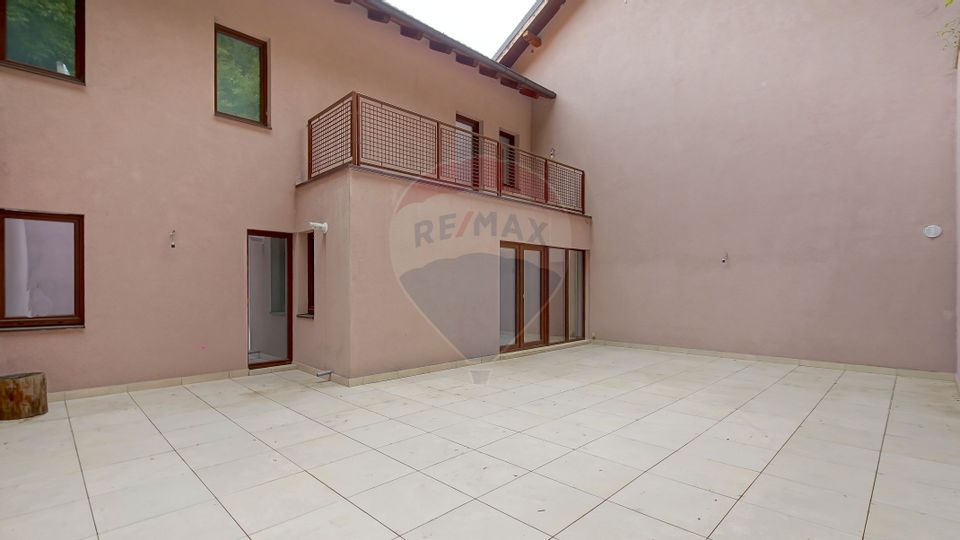 PENTHOUSE UNIC CU 168 MP UTILI SI 189 MP DE TERASE |SCHEII BRASOVULUI