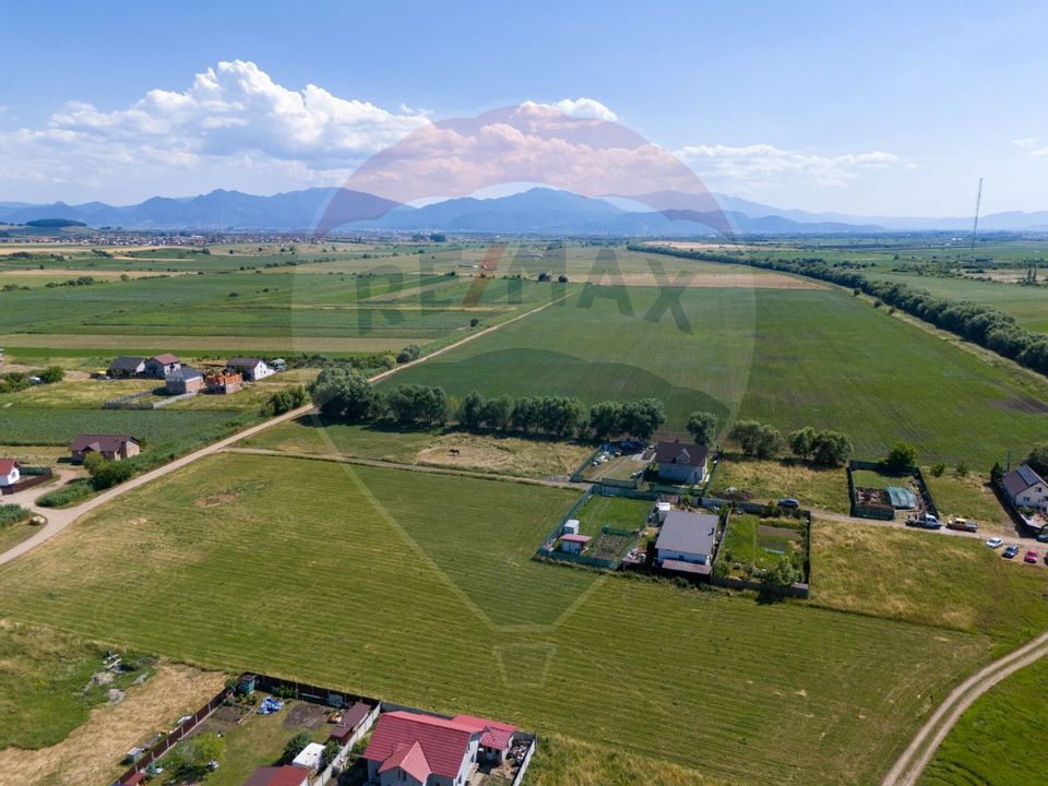 Land 597sqm Bod / Strada Garii