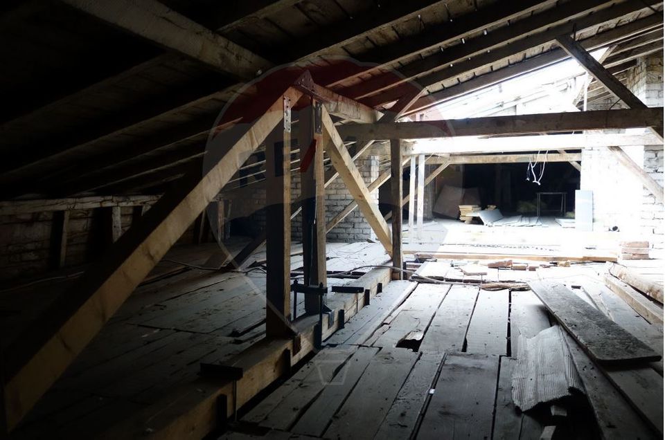 Apartament 5 camere vanzare in casă / vilă Bucuresti, Rosetti