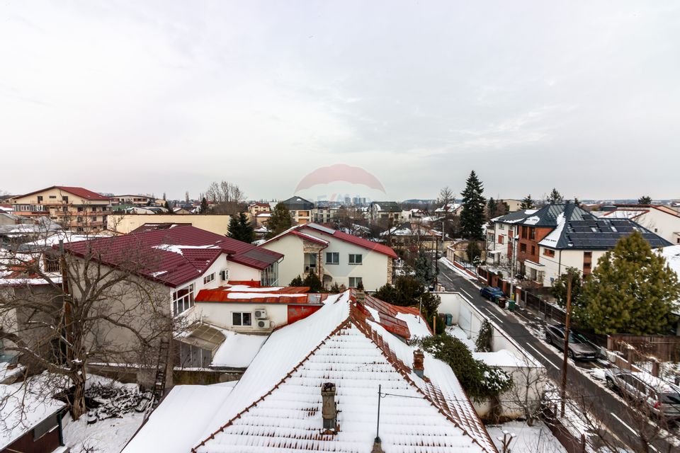 3 room apartment | Damaroaia | 87 sqm | 3/3 | two bathrooms | Park