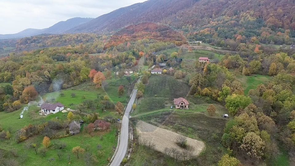 Casă la roșu de vânzare – 6.400 mp teren – Copalnic Mănăștur