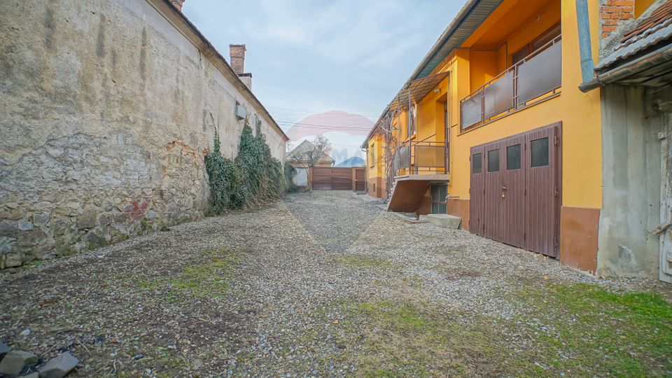 5 room House / Villa for sale, Cernatu area