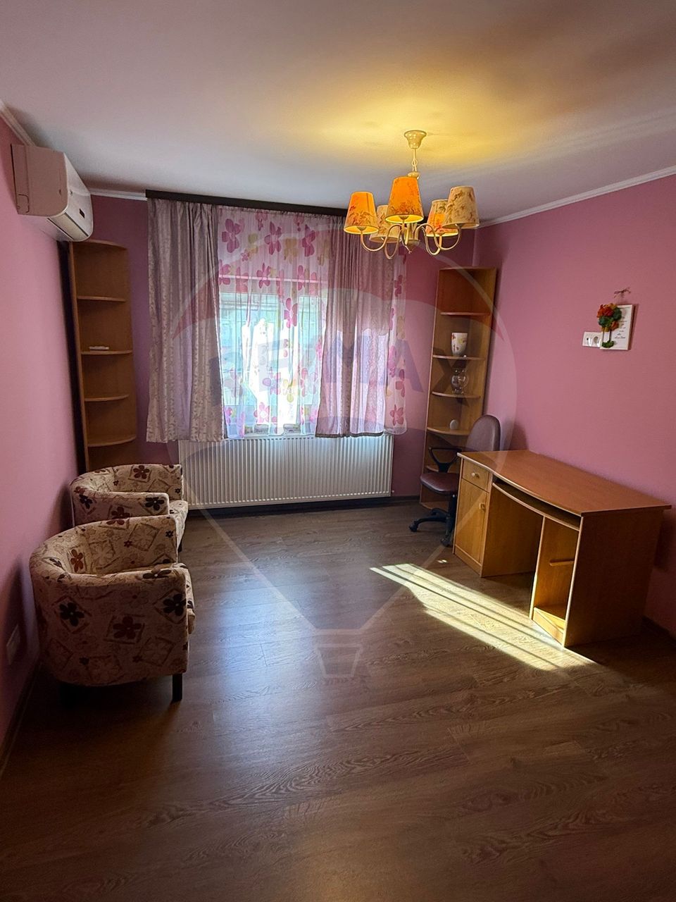 4 room Apartment for rent, Republicii area