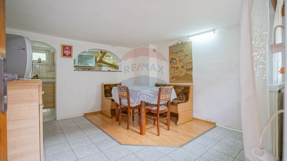 5 room House / Villa for sale, Cernatu area