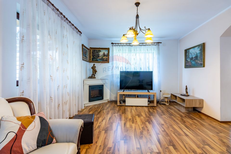 Casă / Vilă cu 5 camere de vânzare Popesti-Leordeni