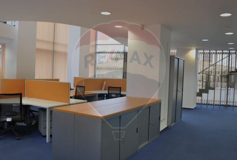 Commercial space with yield for sale -Universiate-