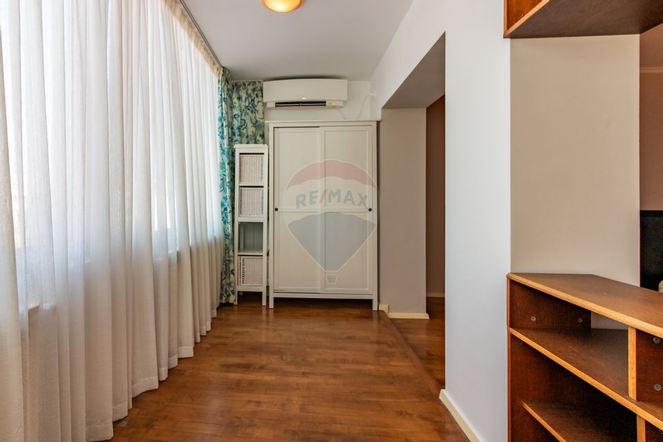 3-room apartment for rent in Victoriei - Romana area