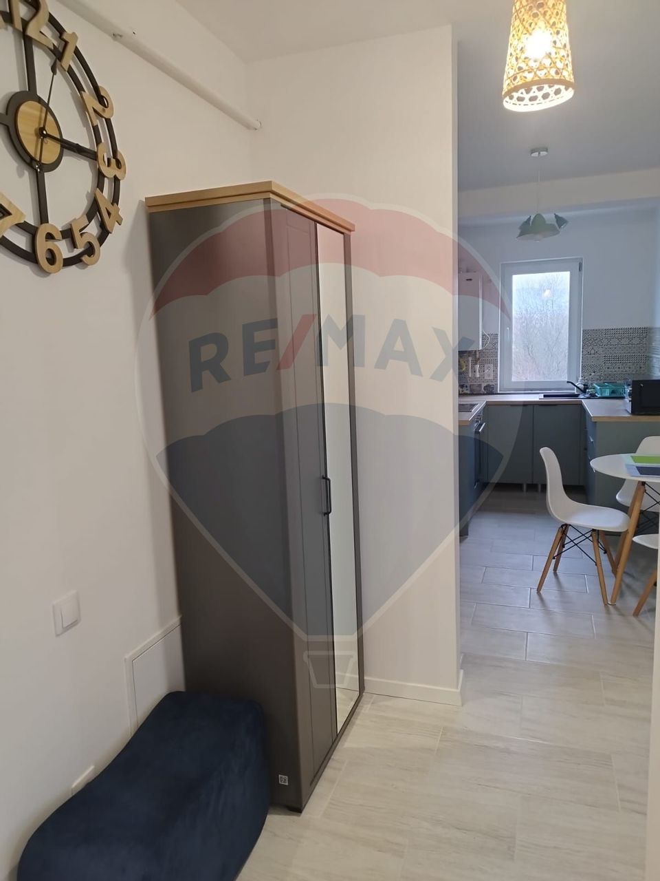 Apartament de lux la prima închiriere în bloc nou cu loc de parcare!