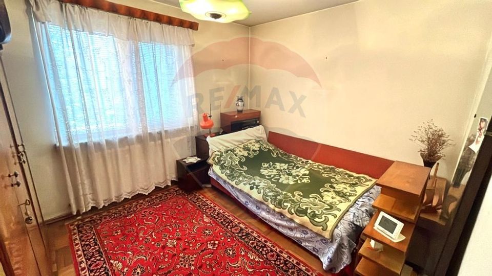 4 room Apartment for sale, 1 Mai area