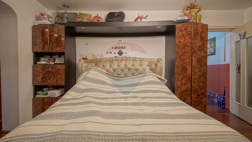 !! VANDUT !!  Apartament cu 3 camere în cartierul Răcădău