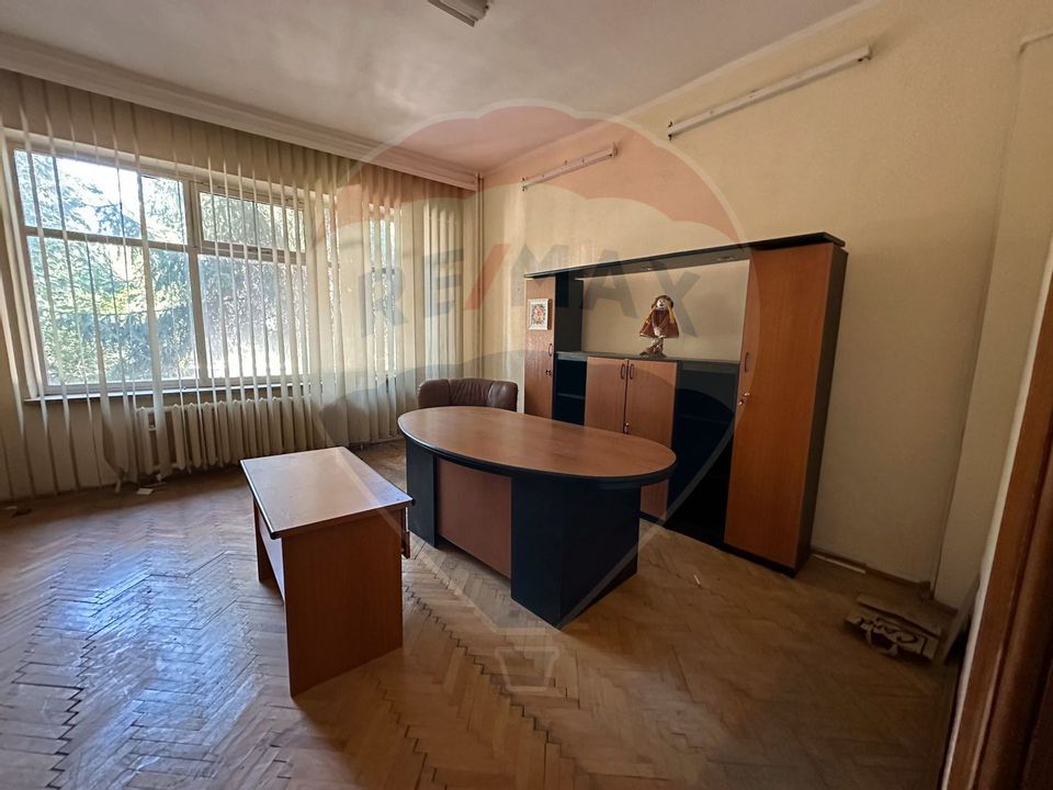 2,800sq.m Commercial Space, Brailei area