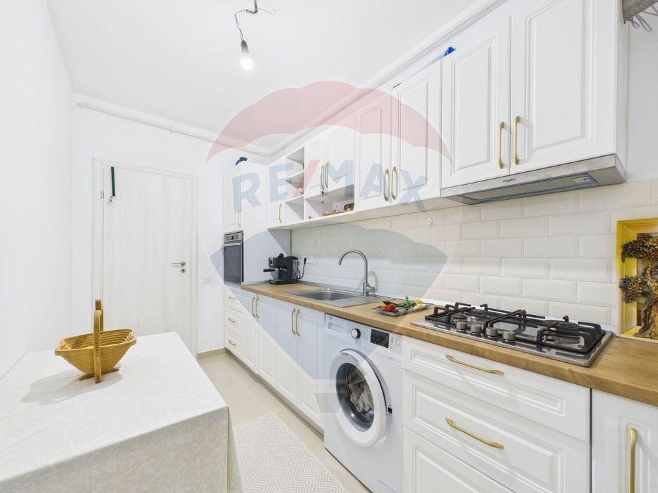 Apartament 2 camere de vanzare+loc de parcare Militari Shopping Center