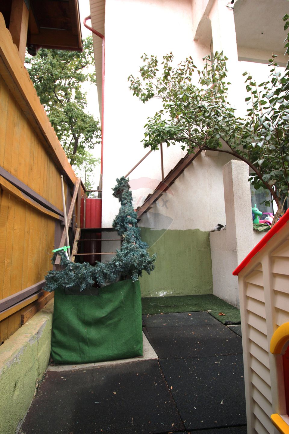 Vilă de vanzare 7 camere Drumul Taberei Bucuresti