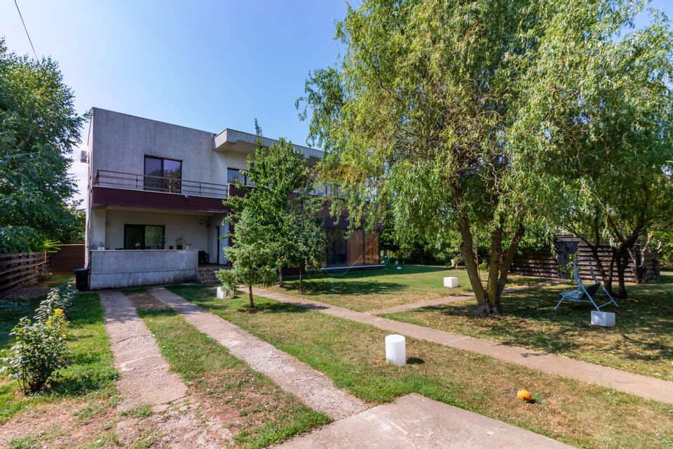 Villa for sale Laguna Albastra Corbeanca 5 rooms I 1000 sqm courtyard