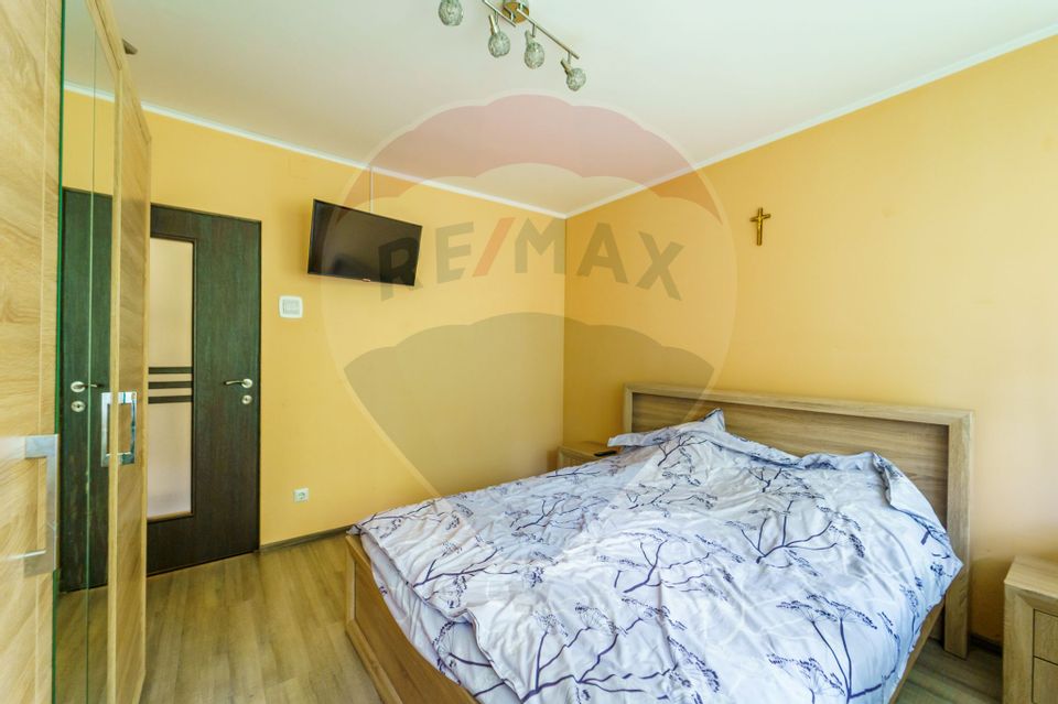 2 room Apartment for sale, Podgoria area