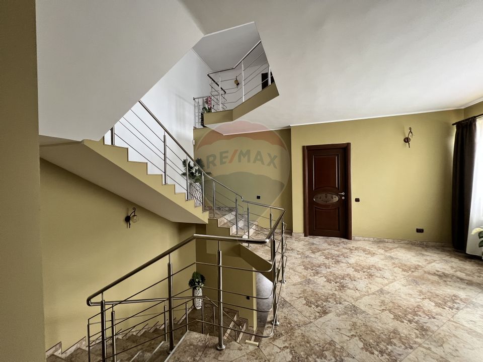 7 room House / Villa for sale