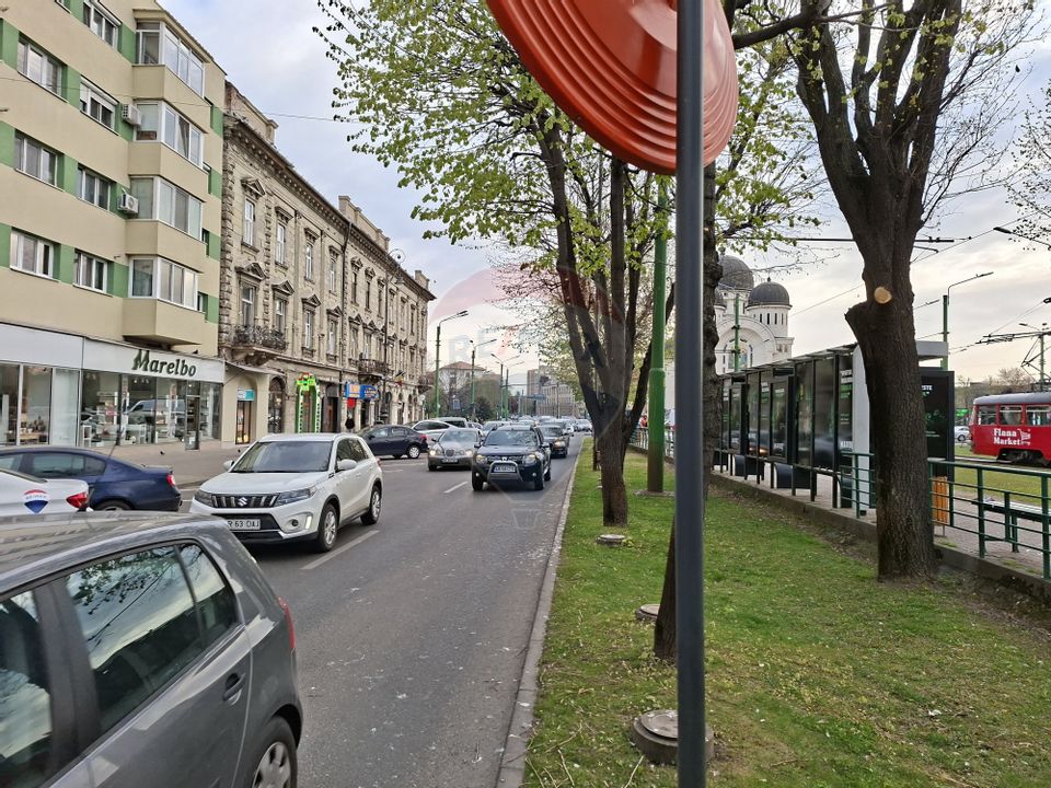 Spațiu comercial 112 mp de închiriat în Podgoria, Bld. Revoluției