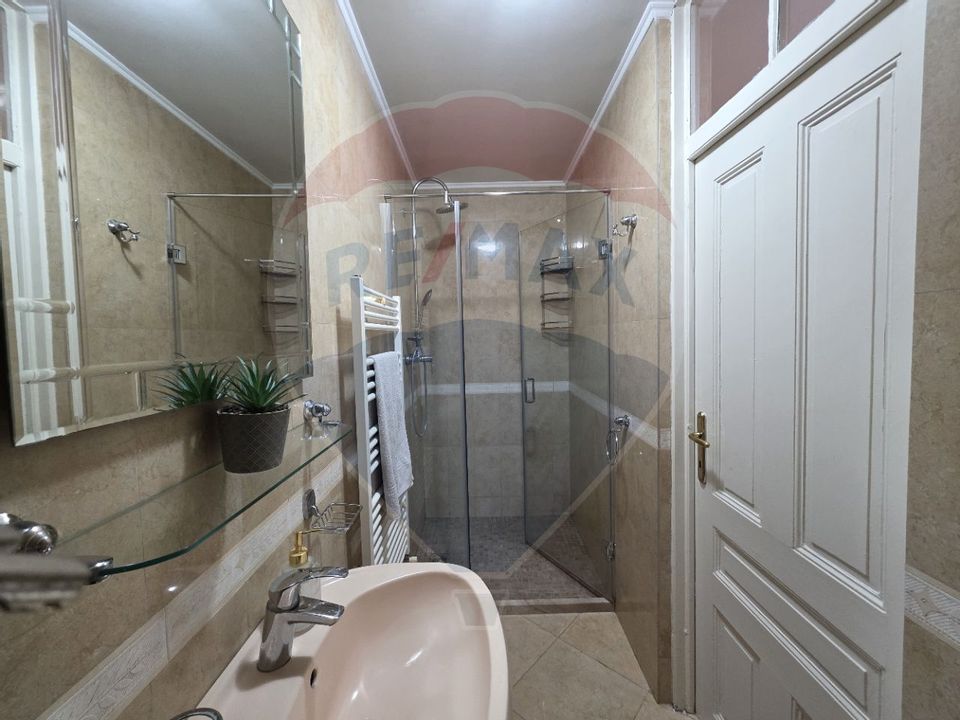 Inchiriere casă cu terasa si curte zona Piata Mica Spitalul Judetean