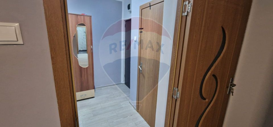 Apartament cu 2 camere semidecomandat, strada Avram Iancu, PARTER