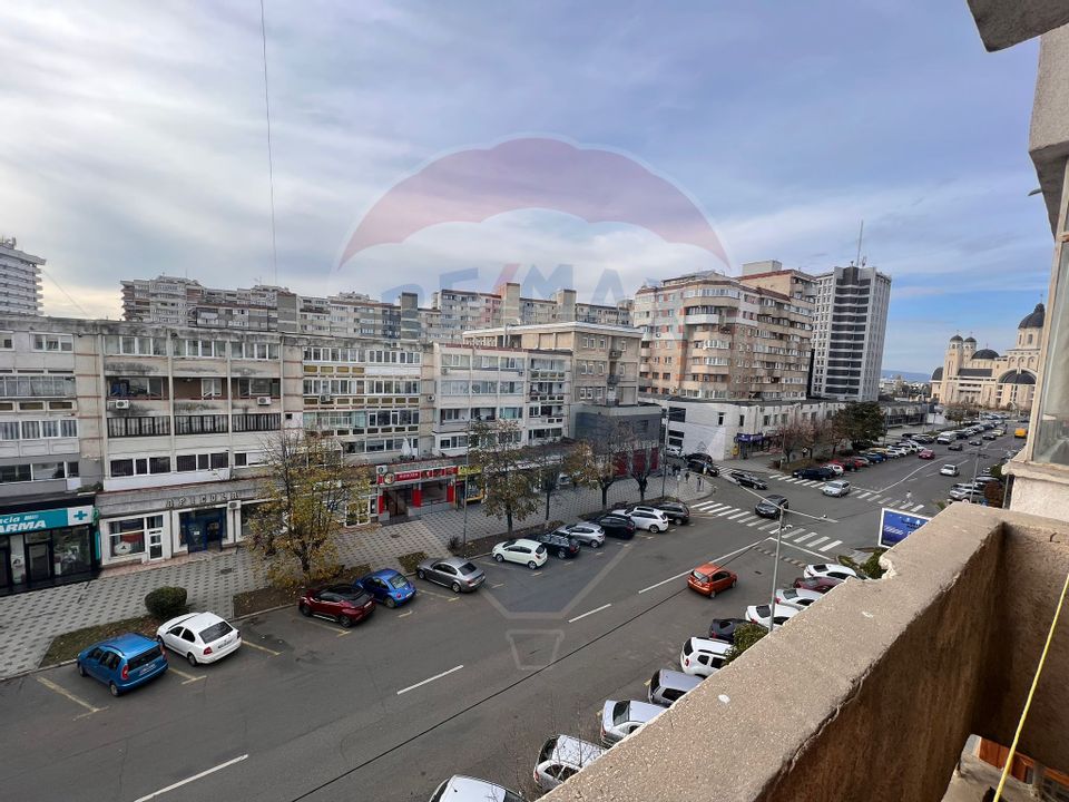 Apartament cu doua camere de inchiriat - ZONA ULTRACENTRALA-BACAU