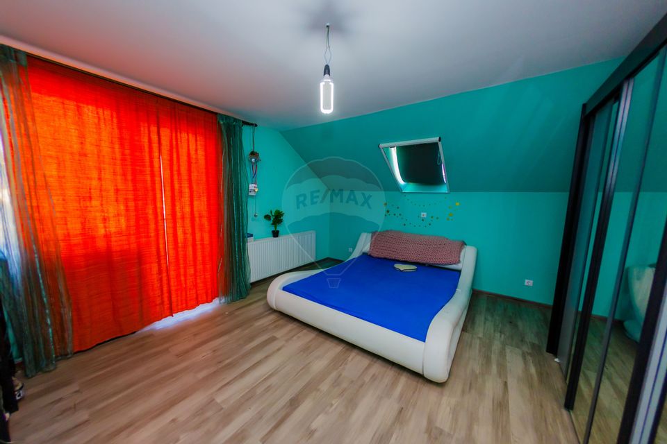 5 room House / Villa for sale, Vest area