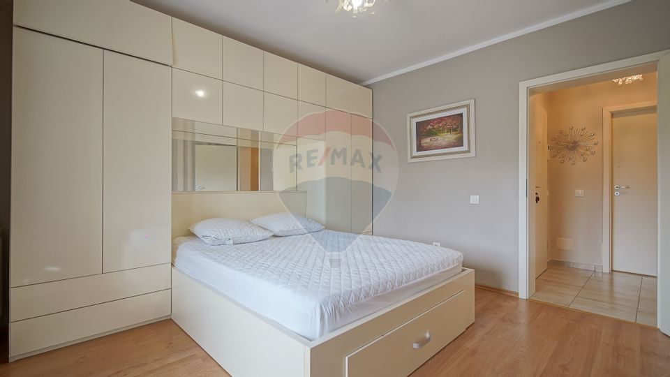 !! REZERVAT !! Apartament in vila, 3 camere, Nicolae Labis, Tractorul