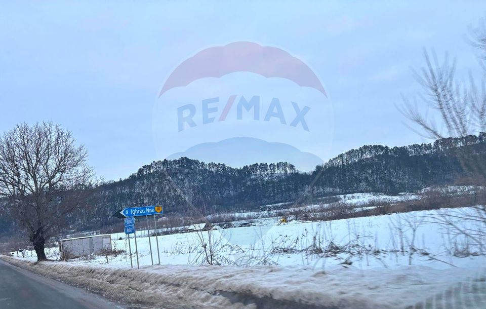 Urban land 1.7 Ha, industrial hall project - Mosna DN141