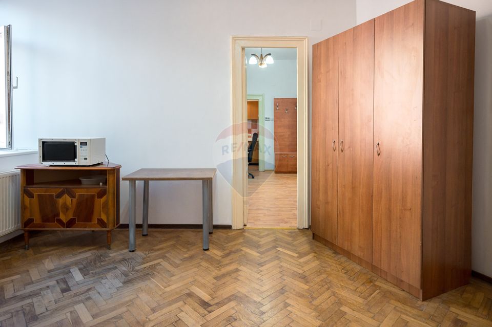 Ocazie! Garsoniera de vânzare pe Muresenilor, etaj 1, Centrul Istoric