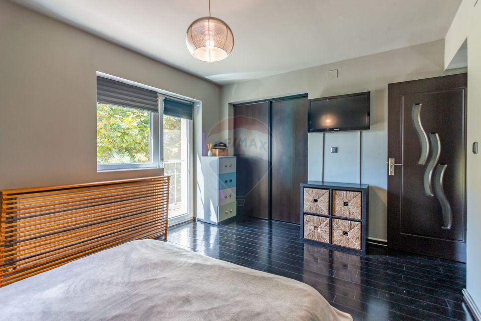 A House Like Home, beautiful courtyard 1950sqm, near the Green Quarter