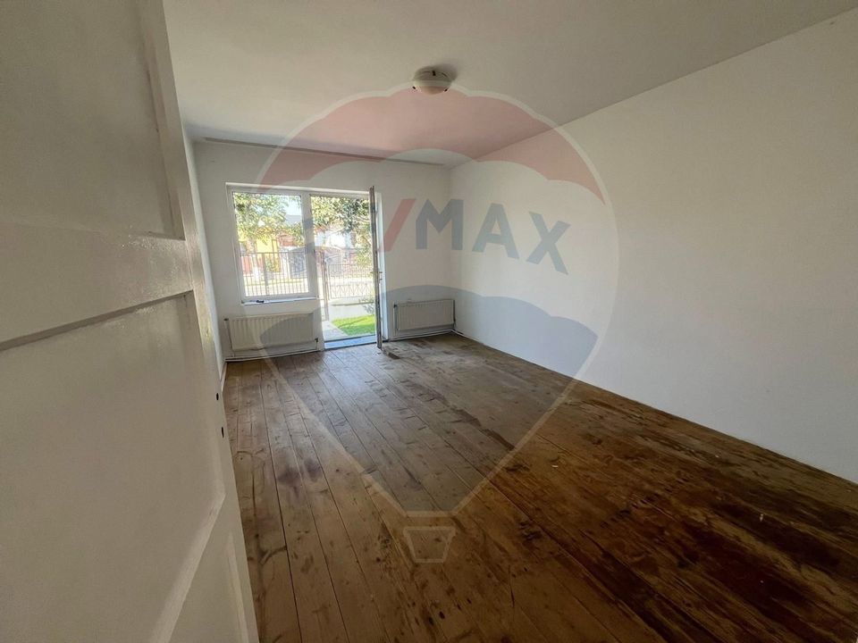 Proprietate de vânzare,  Stupini, potențial rezidențial sau comercial