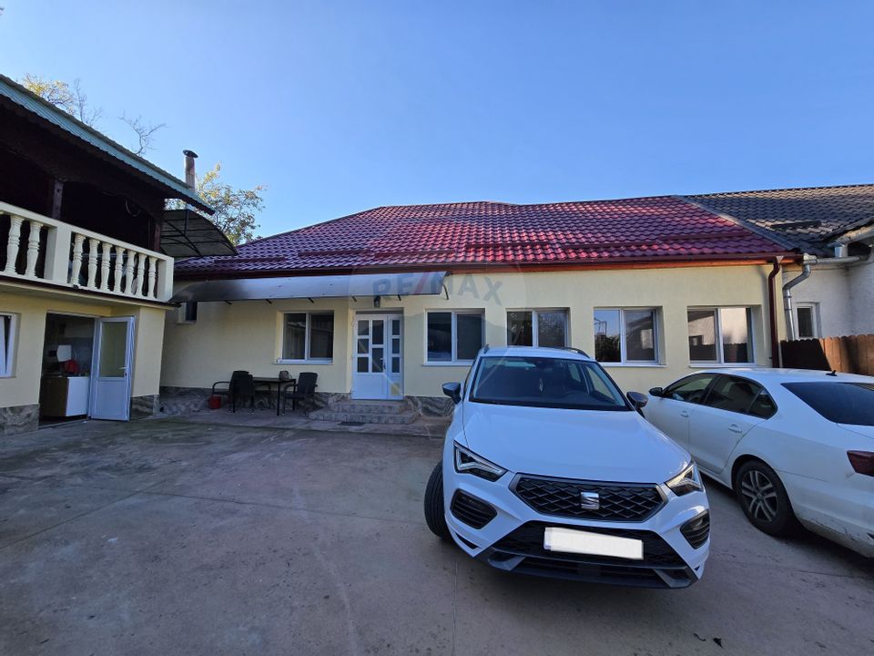 Casă cu 5 camere de vânzare în zona Central comision 0